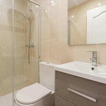 Ressol 4 Bed 3 Bath Villa