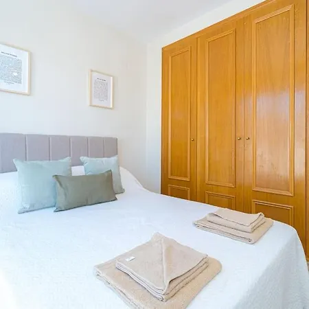 Ressol 4 Bed 3 Bath