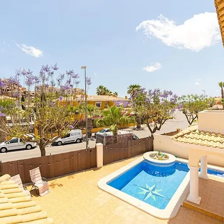Ressol 4 Bed 3 Bath Villa